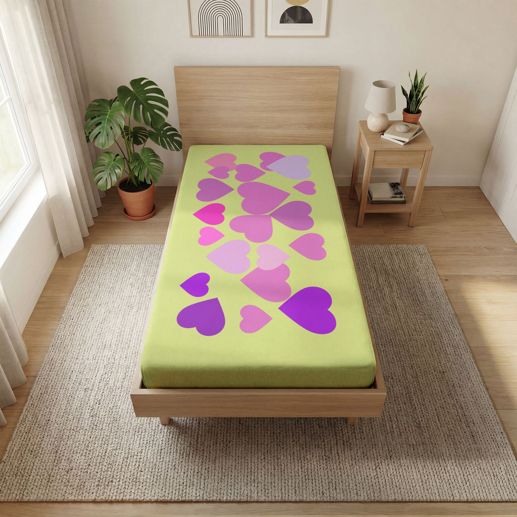 Fitted Sheet Hearts– Pink Hearts Graphic Bedding