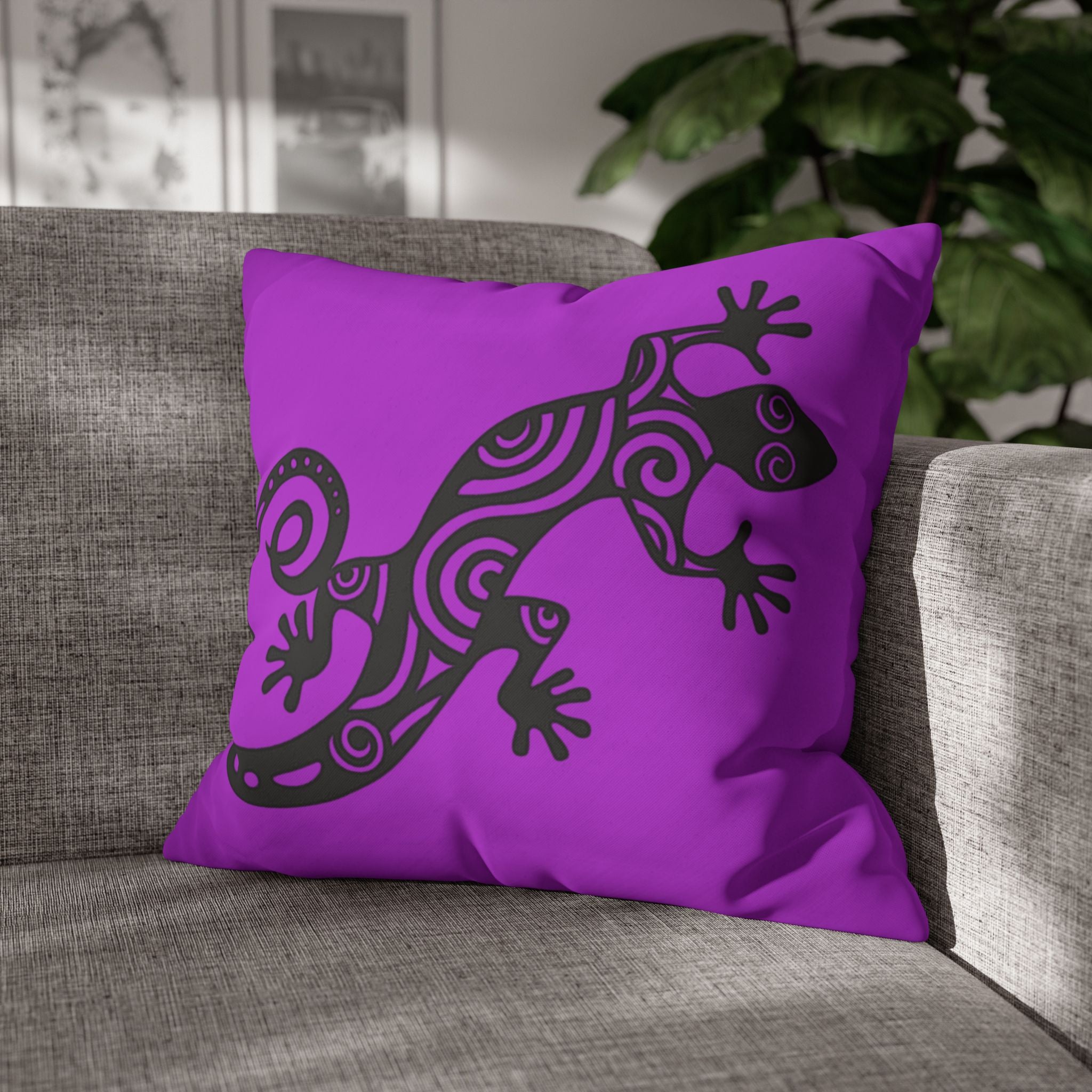 Throw Pillowcase Geometric Gecko Throw Pillowcase – Tribal Lizard Accent Cushion Cover